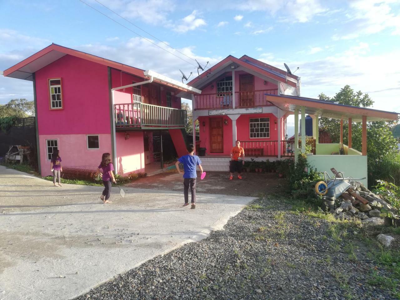 Strawberry Rest House Mesilou Kundasang Екстер'єр фото